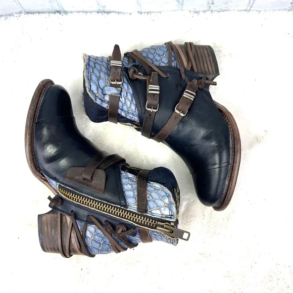 🚫SOLD! NIB/NWT($295)🤩 |•FREEBIRD🦅BY STEVEN•| CRUE Navy Multi Strappy Wrap Boo - Picture 5 of 16